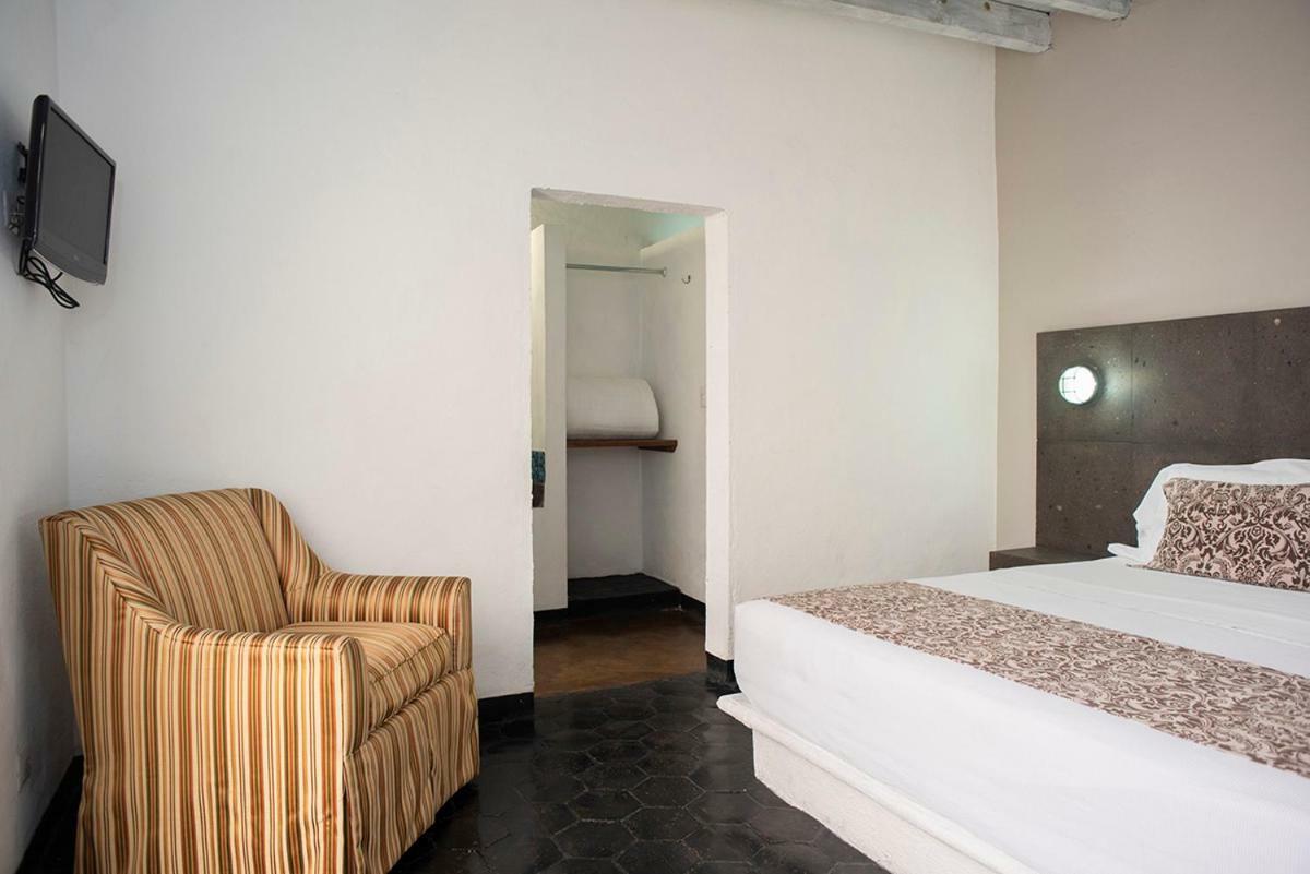 סאן מיגל דה אלנדה Hotel Suites Dali מראה חיצוני תמונה