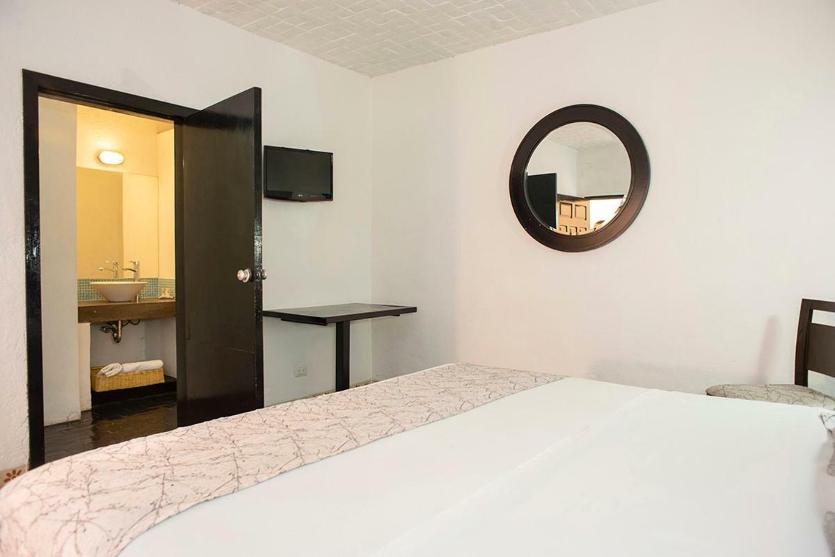 סאן מיגל דה אלנדה Hotel Suites Dali מראה חיצוני תמונה