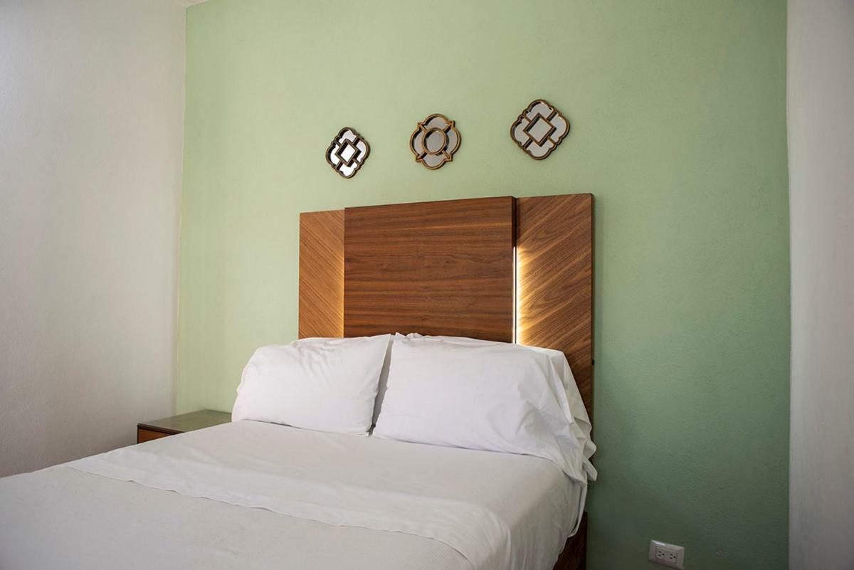 סאן מיגל דה אלנדה Hotel Suites Dali מראה חיצוני תמונה