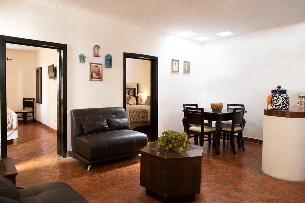 סאן מיגל דה אלנדה Hotel Suites Dali מראה חיצוני תמונה