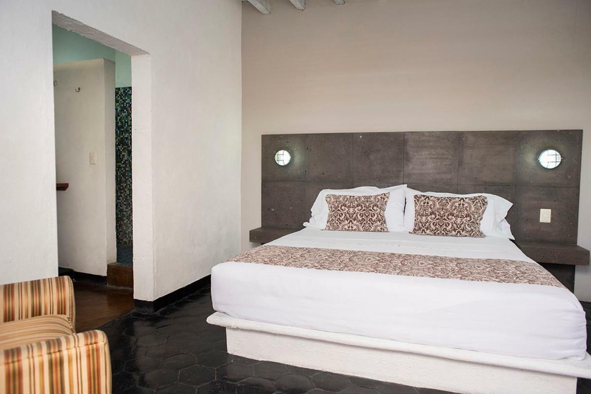סאן מיגל דה אלנדה Hotel Suites Dali מראה חיצוני תמונה