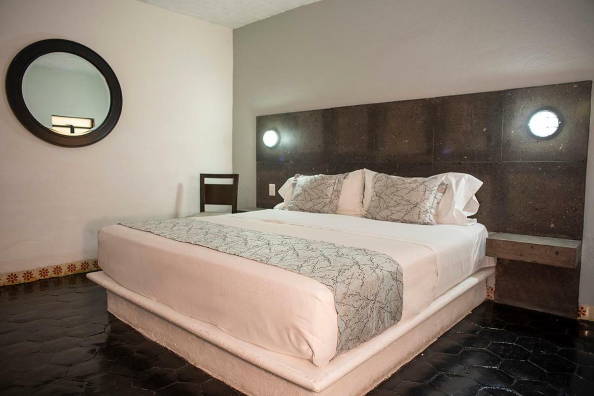 סאן מיגל דה אלנדה Hotel Suites Dali מראה חיצוני תמונה
